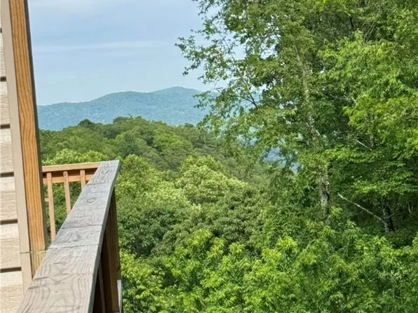 156 Hanging Rock Villas #222, Seven Devils, NC 28604