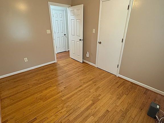 4th image of 4151 Wild Deer Ln