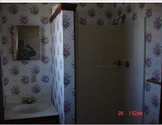 4th image of 220 Wabash Ave