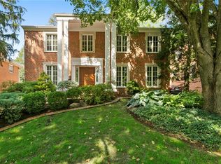 8045 Daytona Dr, Saint Louis, MO 63105