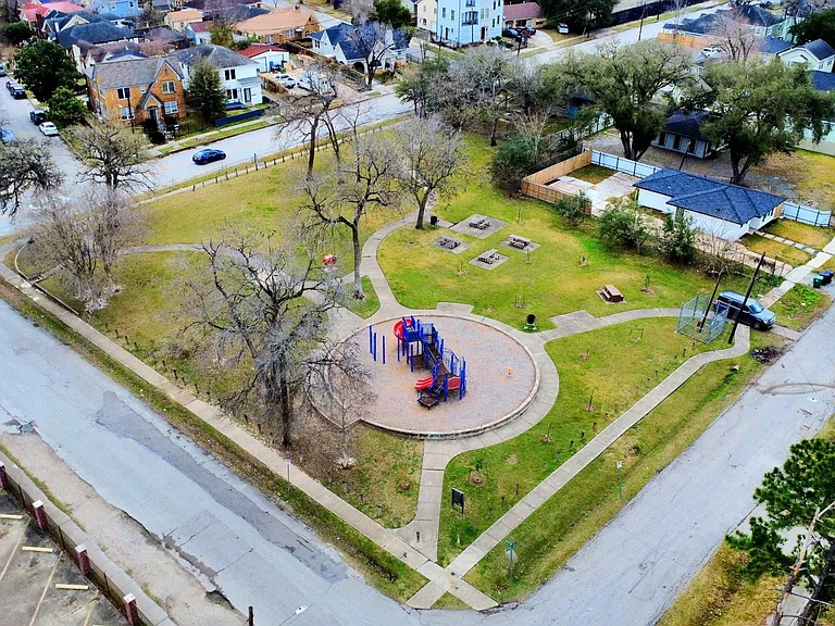 5115 Clay St — Photo 40