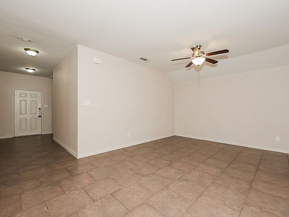 4th image of 7648 Hollow Point Dr
