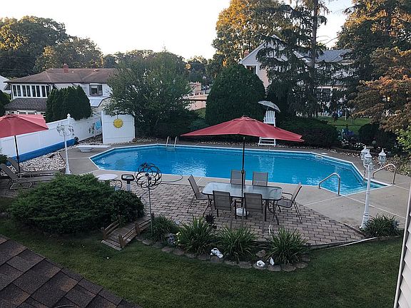 pool