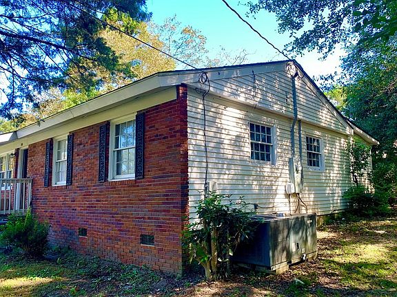 5th image of 622 Marshall St