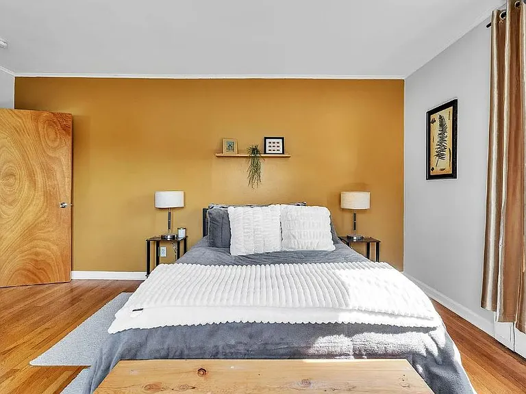 Bedroom #1