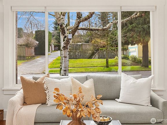 4th image of 516 W Howe Street