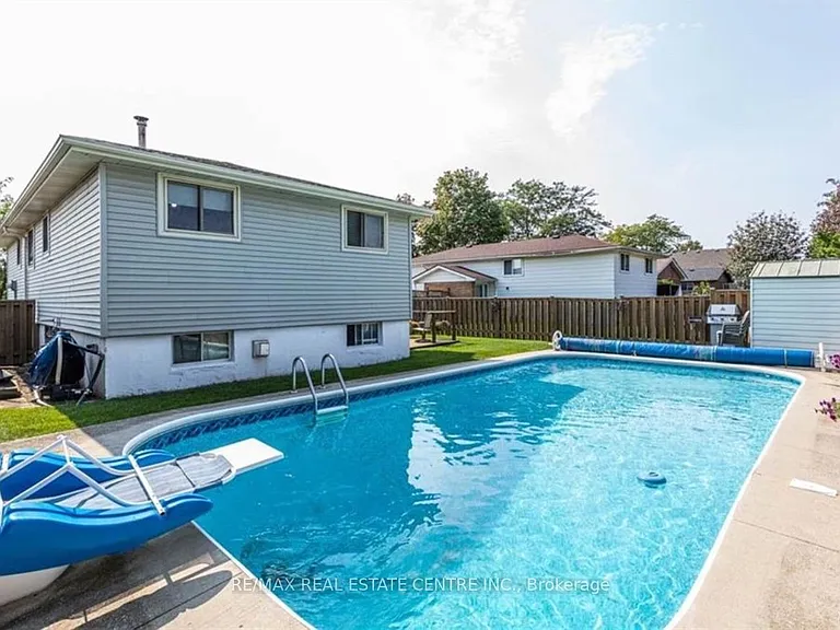 87 Locheed Dr #UPPER — Photo 35