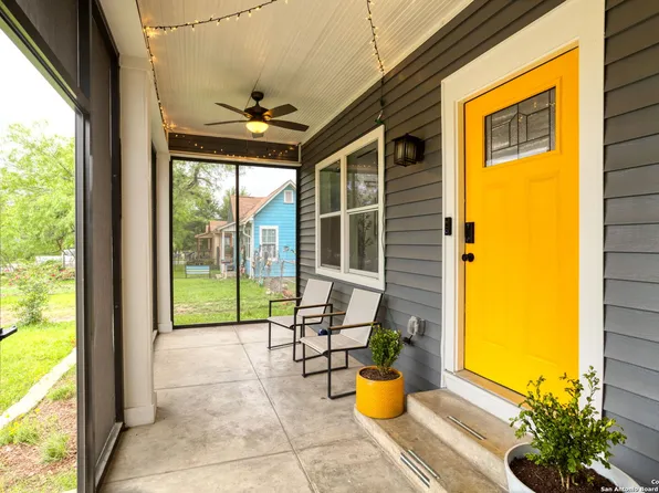 1035 W GRAMERCY PL, San Antonio, TX 78201