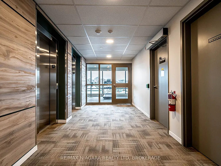 3998 Victoria Ave #111 — Photo 23