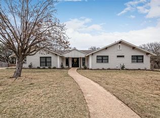 9500 Teresa Cir, Woodway, TX 76712