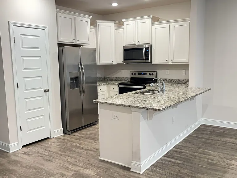 1609 Caleigh Ct — Photo 2
