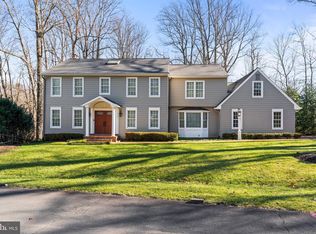 10903 Quimby Point Ln, Reston, VA 20191