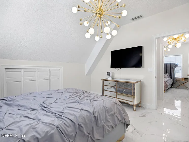 200 Sunstone Ct #GUEST HOUSE — Photo 19