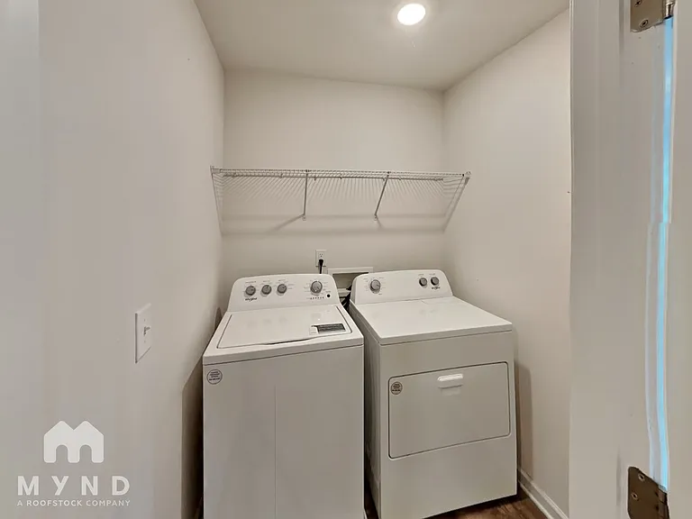 1052 Jaxson Terry Ln — Photo 14