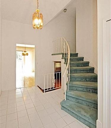 2nd image of 2212 Augusta Ct