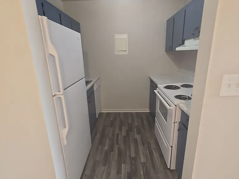 802 Ruth Ann Dr #17A — Photo 3