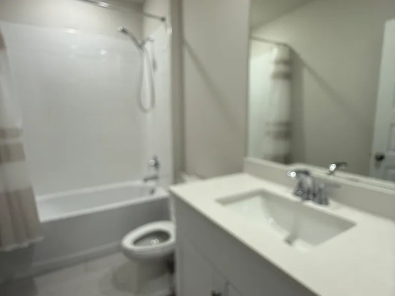 Hampton Park Cir — Photo 2