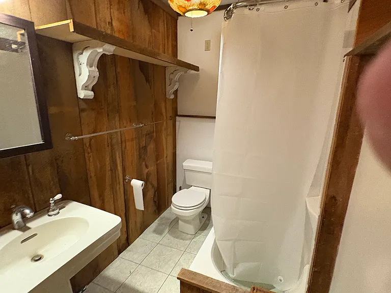 35 Hasbrouck Ln #A — Photo 5