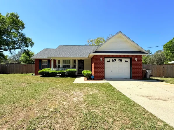 6624 Imperial Dr, Milton, FL 32570