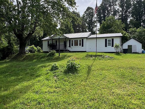 2nd image of 514 Chestnut Dr