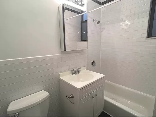 Rented by Tourma Realty LLC | media 14