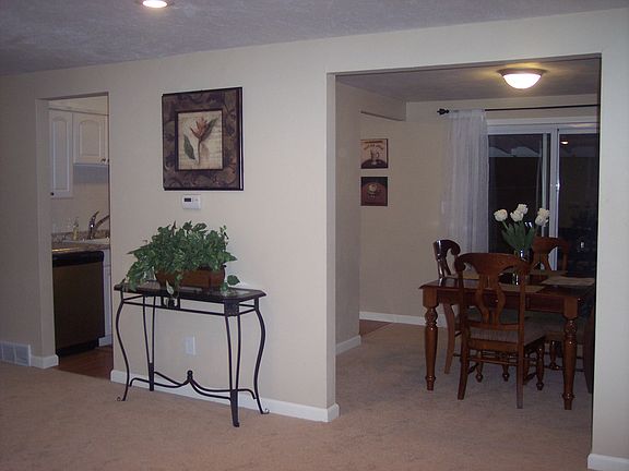 3rd image of 249 Bonita Dr