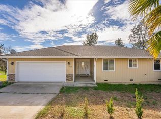 1263 Riviera Dr, Redding, CA 96001