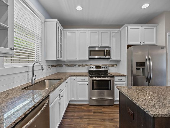 5th image of 2791 Stone Rock Dr Unit 113