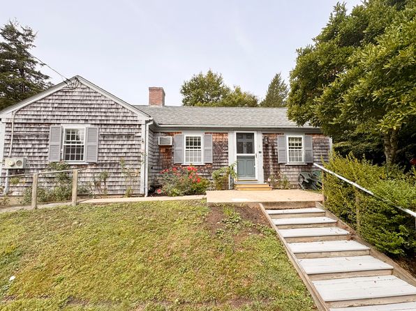 6 Chipman Rd