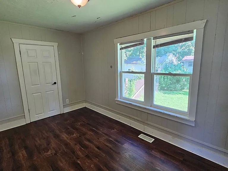 2503 N Delaware Ave — Photo 39