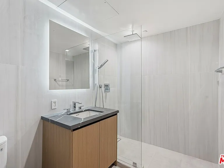 1006 Hancock Ave #C — Photo 14