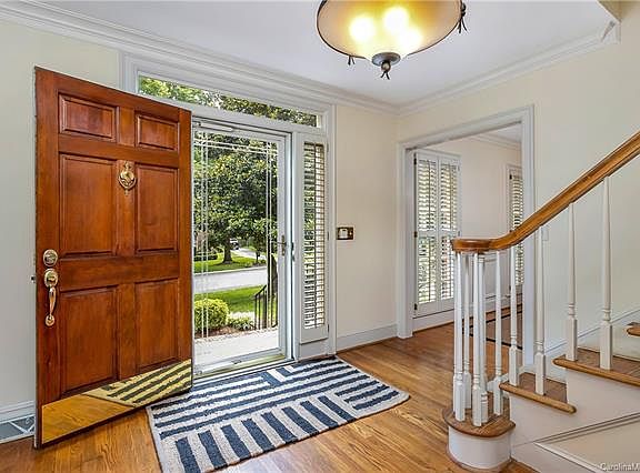 3rd image of 9306 Tillot Dr