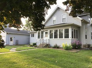 107 W Railroad St, Stacyville, IA 50476