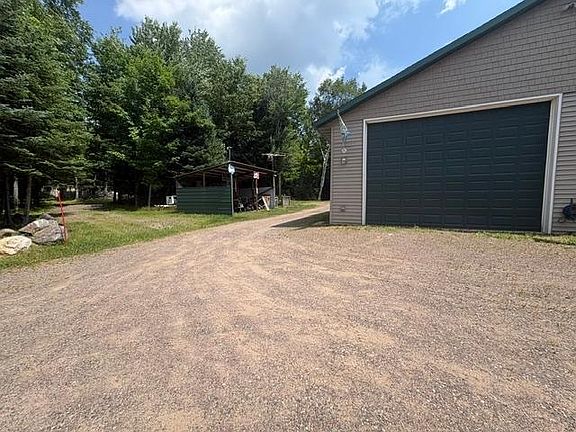 2nd image of 5328 S Pier Lake Rd