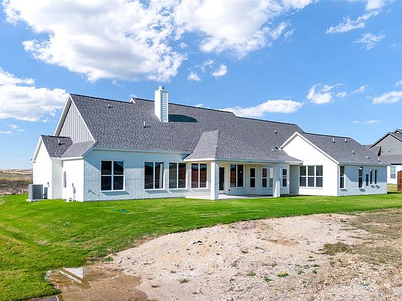 4th image of 6440 McChesney Dr
