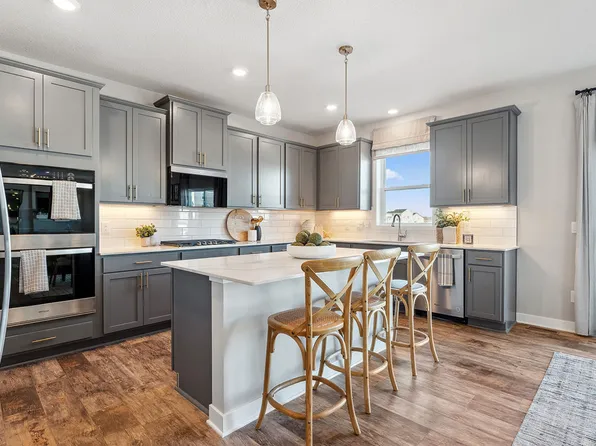 919 Foxglove Ter, Waconia, MN 55387