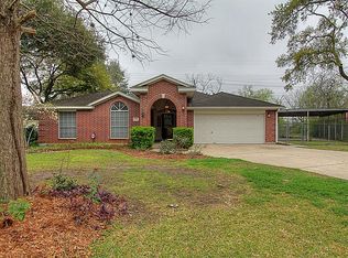 745 Sue Barnett Dr, Houston, TX 77018