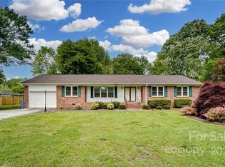 1226 Hawthorne Rd, Lancaster, SC 29720