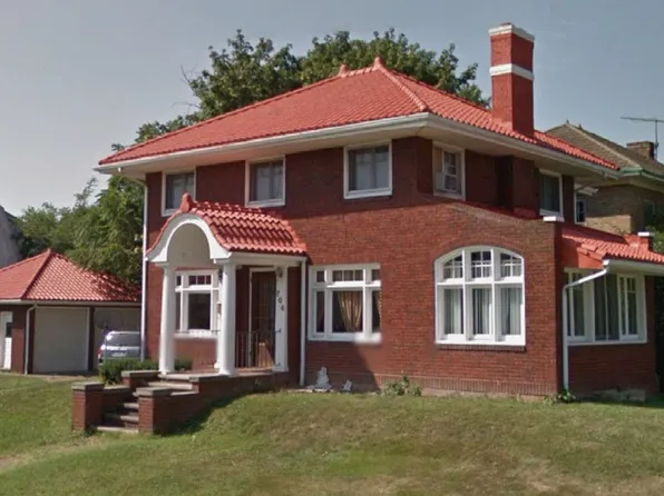 704 Osborn Ave, Lorain, OH 44052