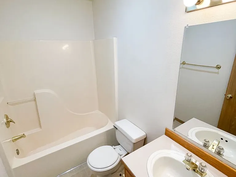 5451-5453 Glenridge Way #5455 — Photo 14