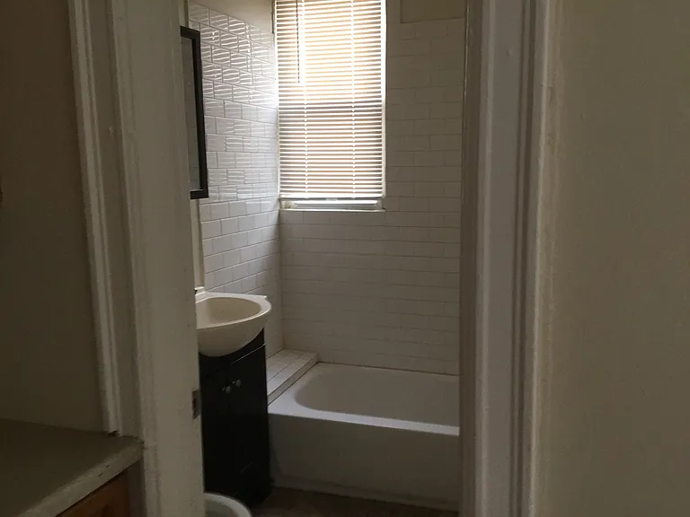 17 Van Nostrand Ave #3 — Photo 4