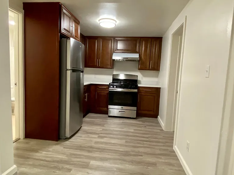 6316 California St #A — Photo 5