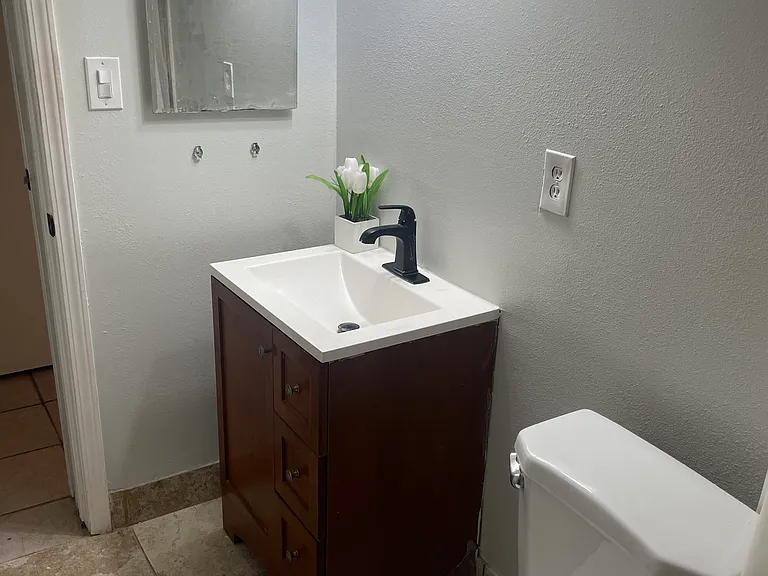 1900 E Elizabeth St #5001 — Photo 33