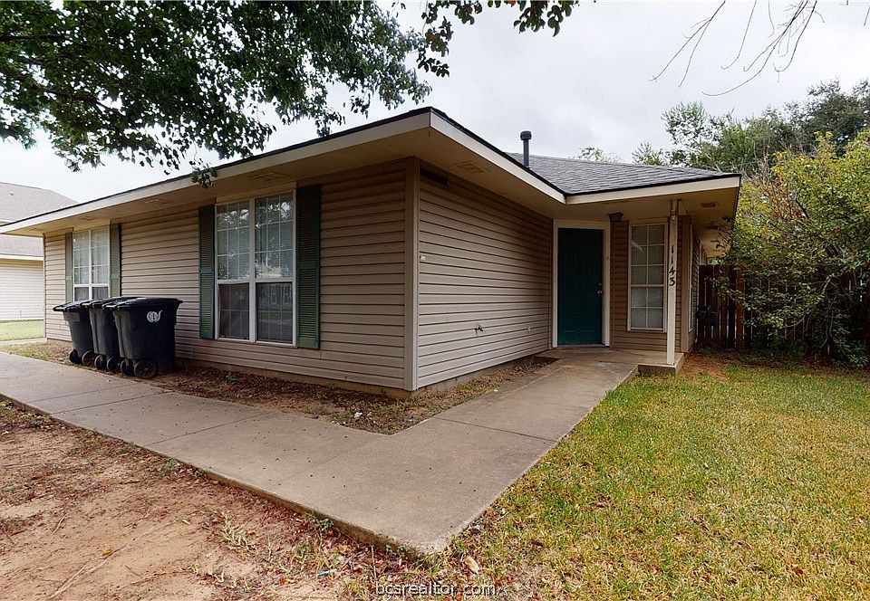1st image of 1143 Oney Hervey Dr