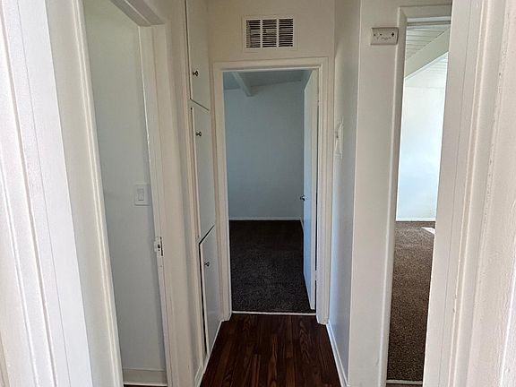 4th image of 622 W 21st St #2