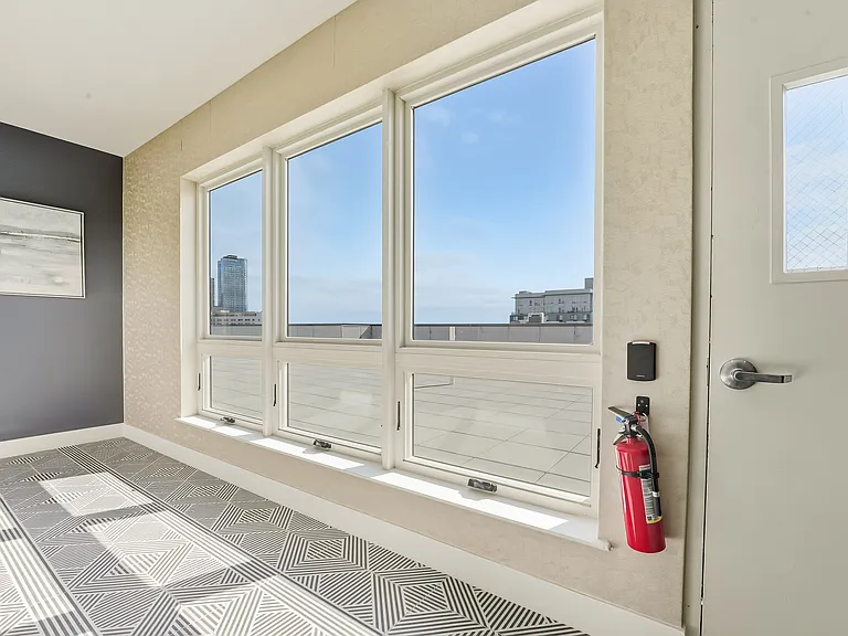 Skylar Lofts JC — Photo 60