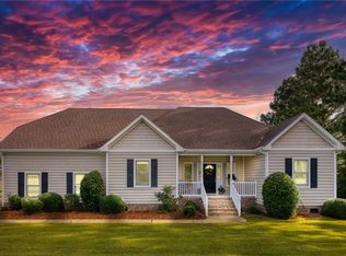 102 Bay Shore Ct, Maple, NC 27956