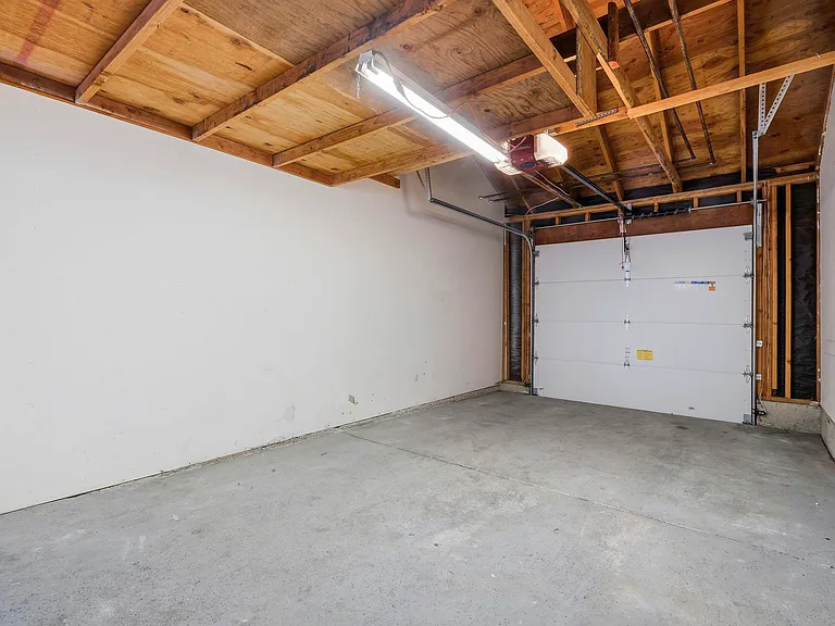 1805 Shirley Dr — Photo 11