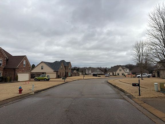 4th image of 45 Pine Meadows Ln