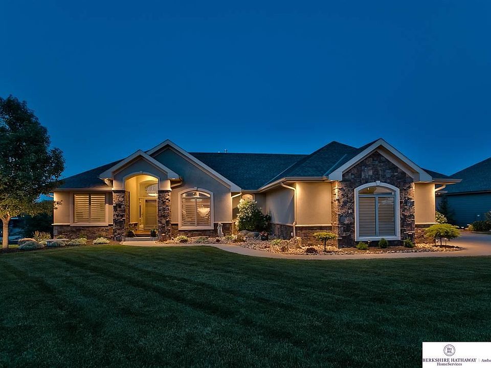 1st image of 3827 N 269th Ave